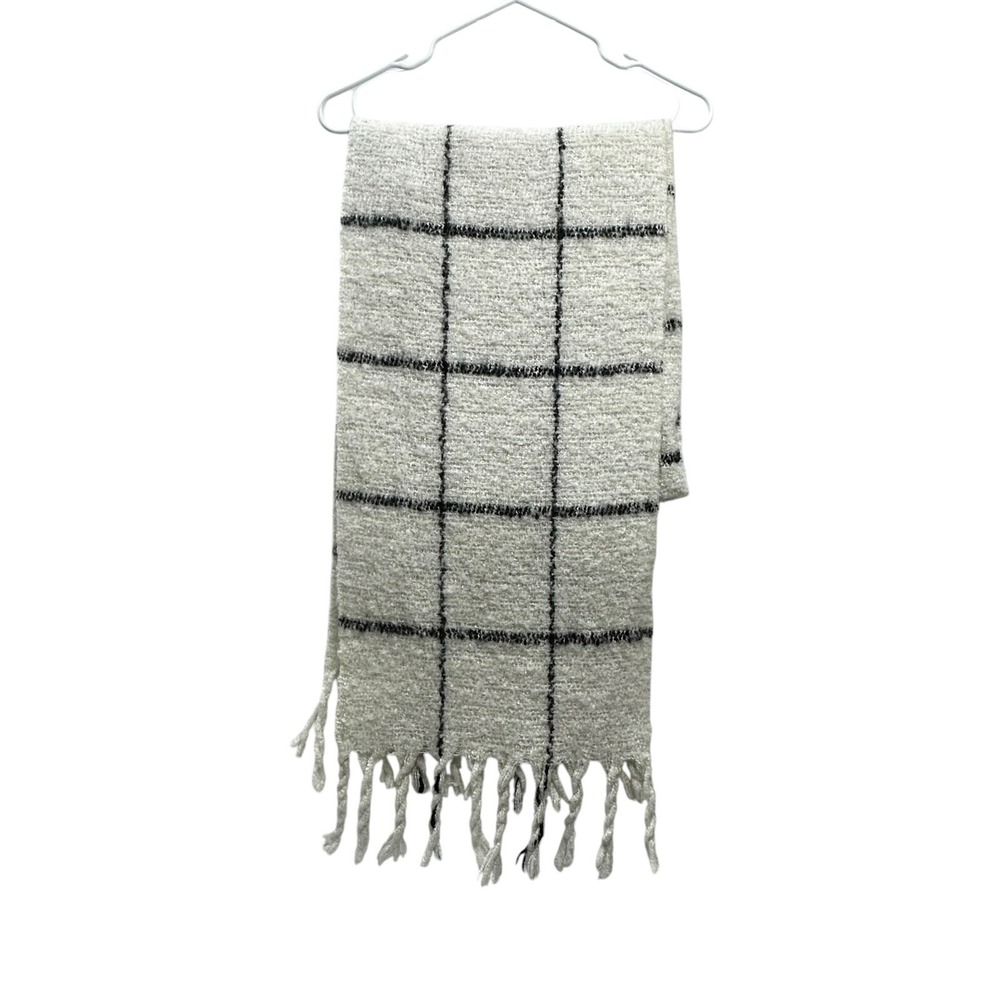 NWT A New‎ Day Womens Plaid Sweater Wrap Drape Scarf Black and White 14x43
